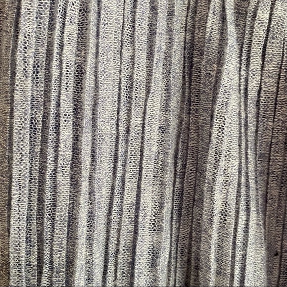 Pleione Knee Length Crinkle Skirt - Picture 2 of 4